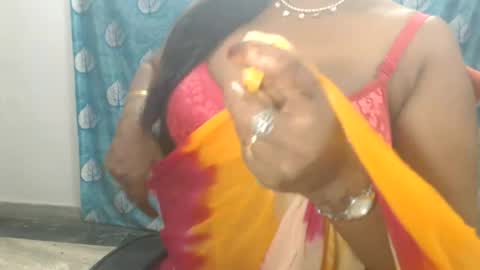 Snapshot of sophia_indian chatting on June 26, 2026, 4:39 am Sophia Tamil online show from June 26, 2026, 4:39 am