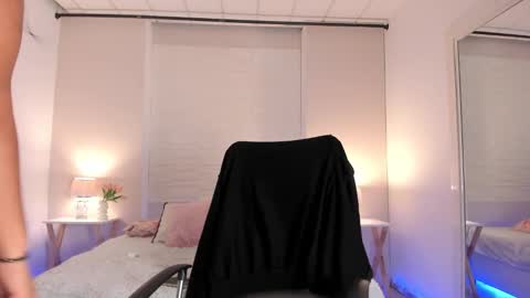 Snapshot of sophia_stonne chatting on February 12, 2026, 11:38 am S O P H I A online show from February 12, 2026, 11:38 am