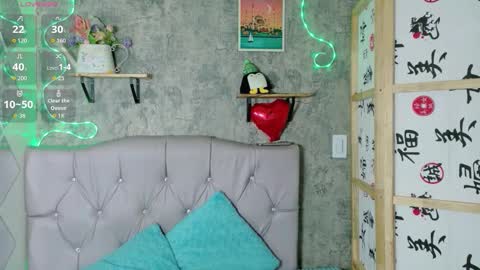 Sophie online show from March 20, 2026, 11:48 am