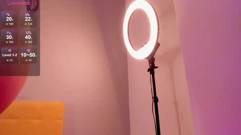 Sophia online show from October 16, 2025, 1:39 am