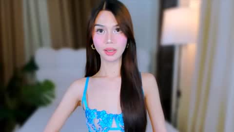 Snapshot of sophiaarmani chatting on March 11, 2025, 1:23 pm sophiaarmani online show from March 11, 2025, 1:23 pm