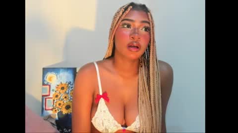 Snapshot of sophiabloss chatting on June 17, 2026, 11:49 pm Sophie online show from June 17, 2026, 11:49 pm