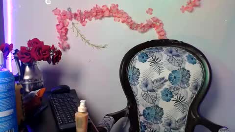 sophia online show from October 25, 2025, 11:10 pm