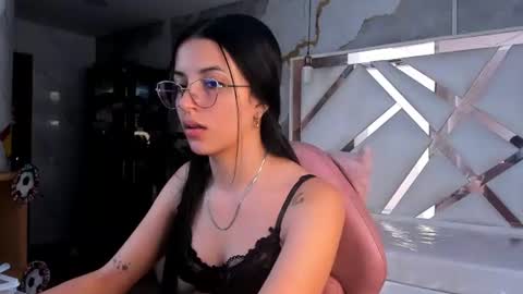 Snapshot of sophiadoll_tf chatting on June 29, 2026, 12:49 pm sophiadoll_tf online show from June 29, 2026, 12:49 pm