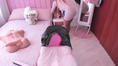    online show from February 15, 2025, 1:27 pm