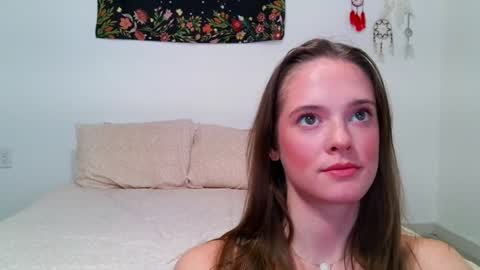 sophiaskyee444 online show from June 26, 2026, 10:58 pm
