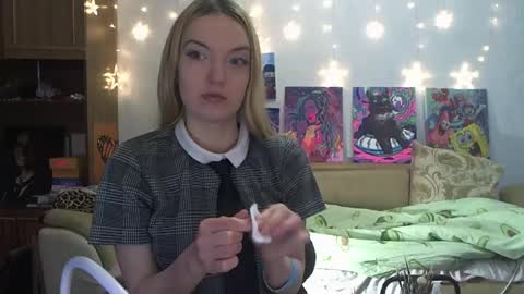 SophiaSonata online show from January 13, 2025, 12:24 pm