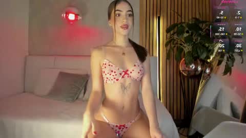 Snapshot of sophidavis chatting on July 11, 2026, 2:58 am Sophi online show from July 11, 2026, 2:58 am