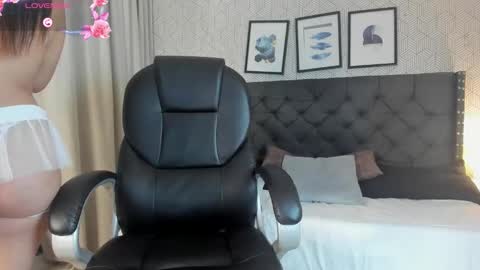 sophie__blare online show from November 6, 2025, 7:04 pm