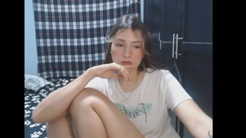 sophie online show from February 7, 2025, 3:45 am