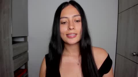 Sophie online show from March 10, 2025, 11:49 pm