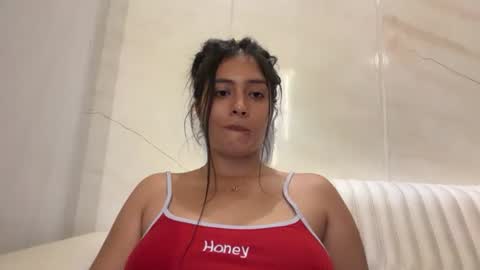 Snapshot of sophie_foxxx chatting on July 12, 2026, 2:24 am Sophie online show from July 12, 2026, 2:24 am