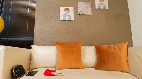 Sophie online show from January 30, 2025, 11:33 am