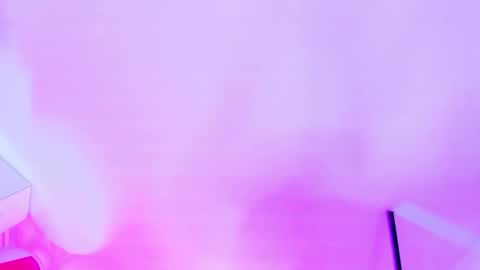 sophie_newton online show from February 19, 2026, 12:23 pm