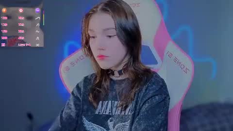 sophie_nomenal_ online show from July 5, 2026, 10:22 am