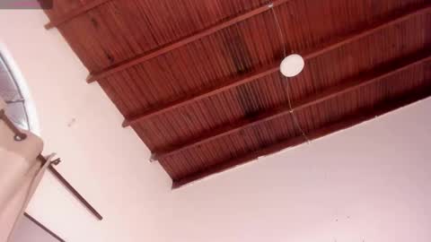 sophie_smith19 online show from December 3, 2025, 2:59 pm