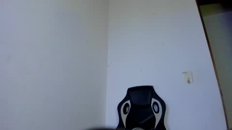 sophie_spencer1 online show from April 18, 2026, 4:16 am