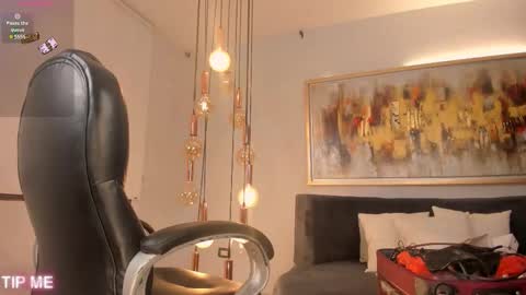 Sophie online show from March 11, 2026, 1:22 am