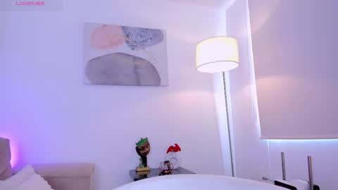 Sophie online show from February 23, 2026, 3:42 pm