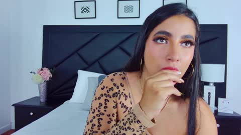 Sophie Carther online show from February 1, 2025, 4:22 pm