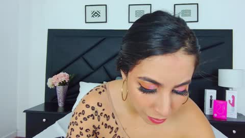 Sophie Carther online show from March 4, 2025, 3:59 pm