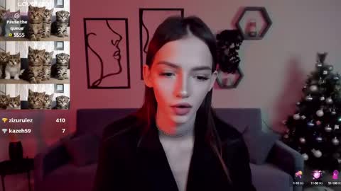 Sophie online show from January 9, 2025, 6:36 pm