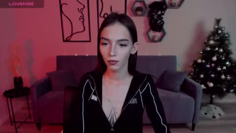 Sophie online show from January 10, 2025, 5:34 pm