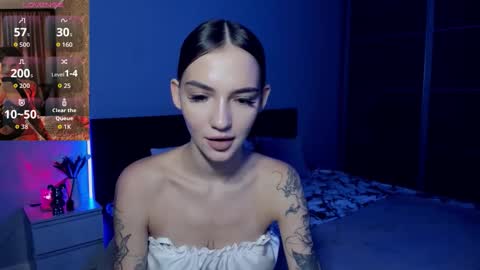 Sophie online show from September 29, 2025, 11:53 pm