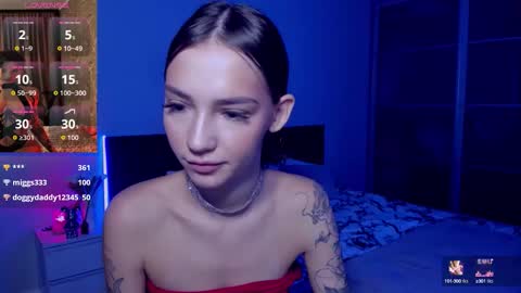 Sophie online show from October 8, 2025, 5:05 am