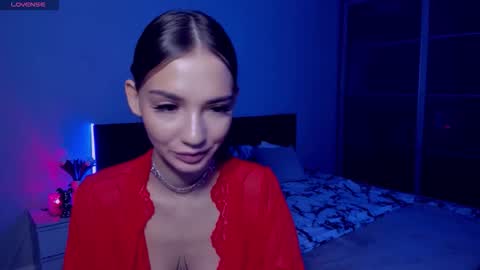 Sophie online show from October 11, 2025, 2:55 am