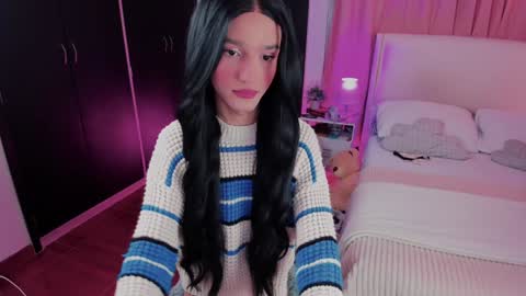    online show from December 5, 2024, 12:11 pm