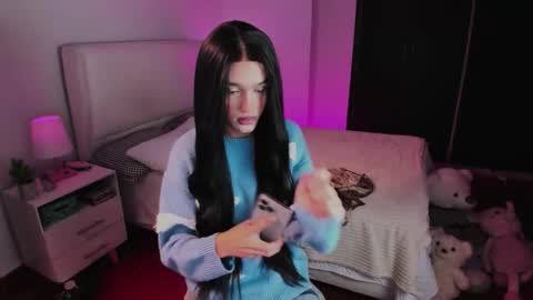    online show from September 24, 2025, 1:20 am