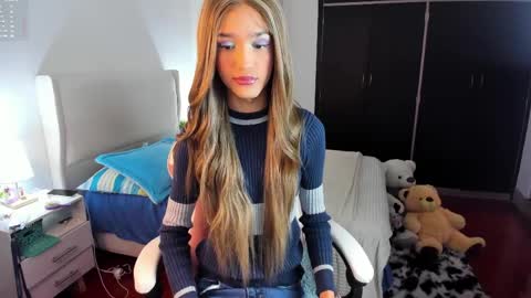    online show from April 4, 2026, 8:06 pm