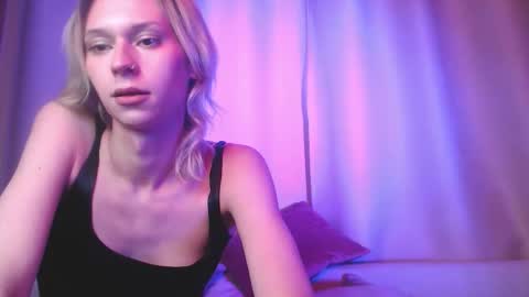 Snapshot of sophiediamond_x chatting on October 9, 2025, 6:17 pm sophiediamond_x online show from October 9, 2025, 6:17 pm