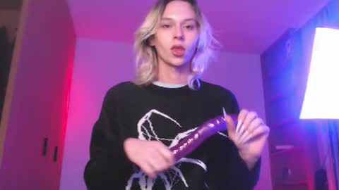 Snapshot of sophiediamond_x chatting on November 11, 2025, 6:52 pm sophiediamond_x online show from November 11, 2025, 6:52 pm