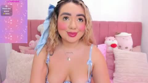 Snapshot of sophiee_rosee chatting on July 11, 2026, 5:04 pm sophiee rosee online show from July 11, 2026, 5:04 pm