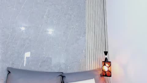         online show from February 1, 2025, 11:32 am