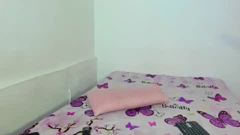 sophiee veryhot online show from December 16, 2025, 8:47 pm