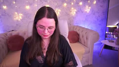 sophieedreams online show from February 24, 2026, 9:24 pm