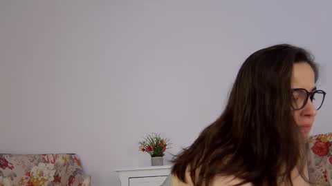 Sophie Rain online show from October 3, 2025, 10:01 am