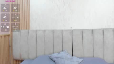 Snapshot of sophiegriffin_ chatting on February 24, 2026, 8:51 pm Sofa online show from February 24, 2026, 8:51 pm