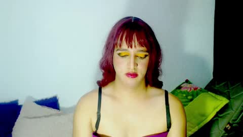 sophiehillsxo online show from March 6, 2025, 5:03 am