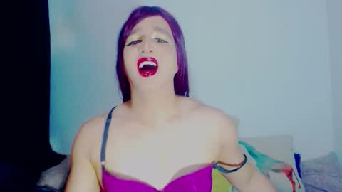 sophiehillsxo online show from March 15, 2026, 1:22 am