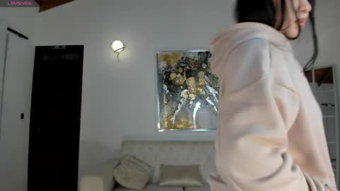 Sophie online show from April 12, 2026, 4:06 am