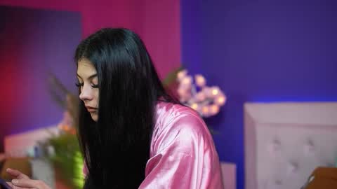  Sophie  online show from January 17, 2026, 8:01 pm