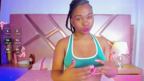 Sophie online show from September 19, 2025, 12:28 pm