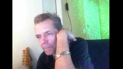 Snapshot of sophiestar12 chatting on December 21, 2024, 10:39 am Sophiestar online show from December 21, 2024, 10:39 am