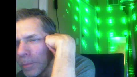 Snapshot of sophiestar12 chatting on December 31, 2024, 6:05 am Sophiestar online show from December 31, 2024, 6:05 am