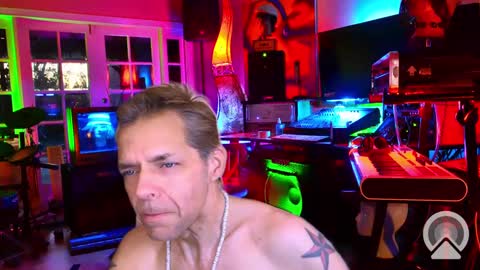 Snapshot of sophiestar12 chatting on January 22, 2025, 6:20 am Sophiestar online show from January 22, 2025, 6:20 am