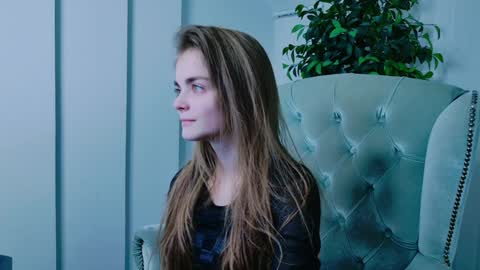 Sophie and my bestie Mandy    online show from December 1, 2024, 7:36 pm